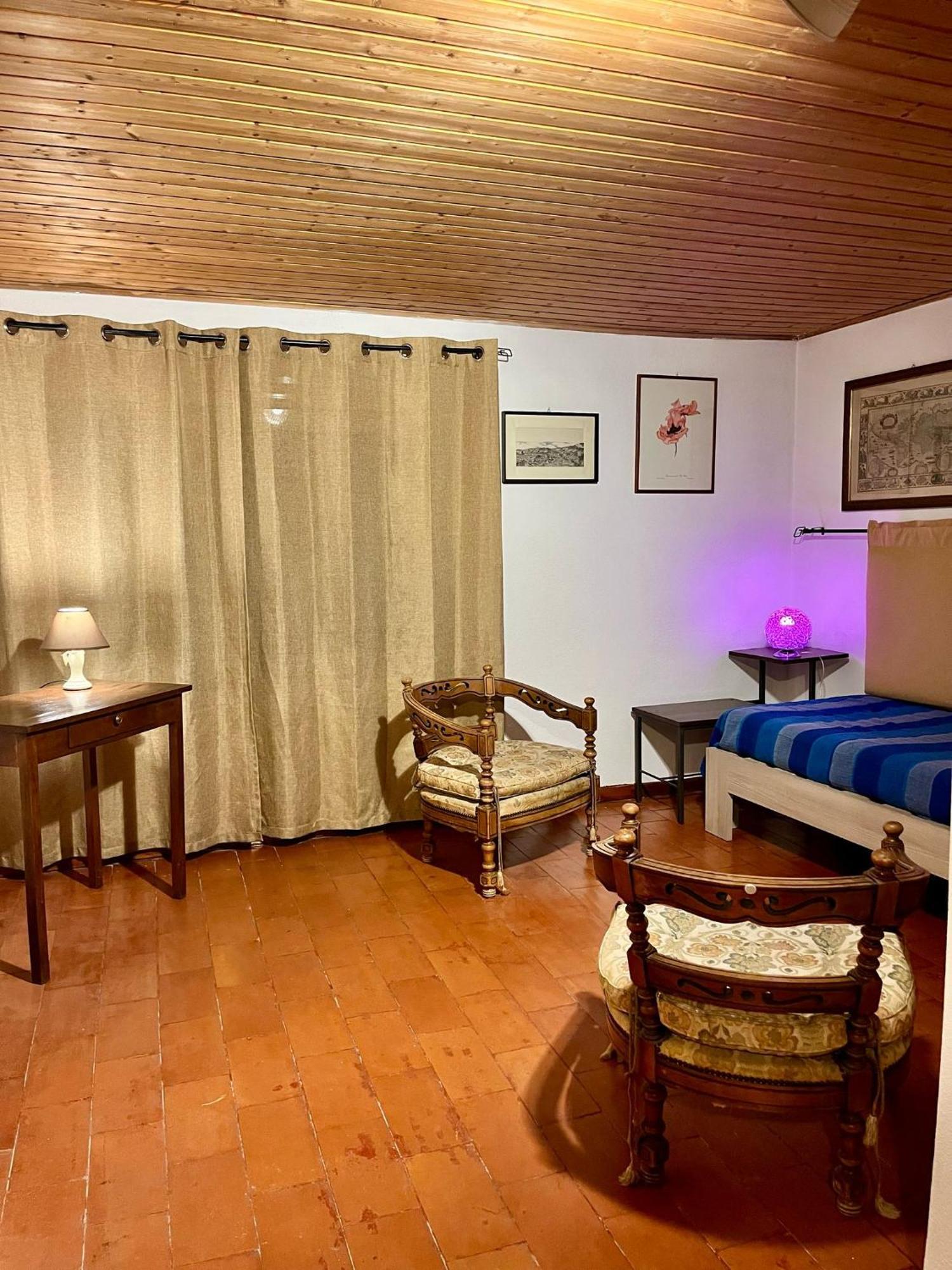 B&B Gennarcu Ussassai Екстер'єр фото
